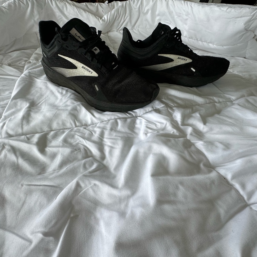 Men’s running shoes